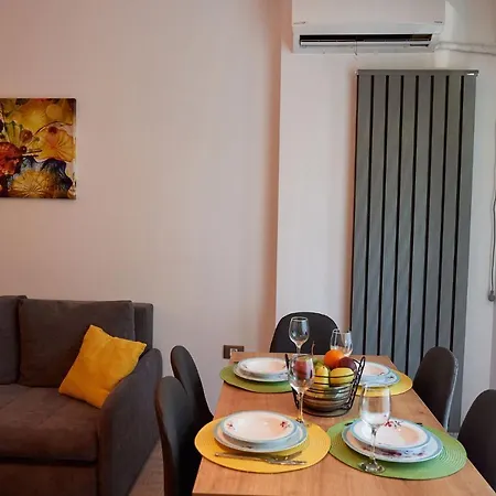 Apartment Sunset 2 Br N Pool Alezzi Beach Năvodari