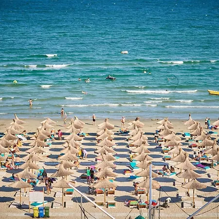 Sunset 2 Bedroom N Pool Alezzi Beach * Năvodari